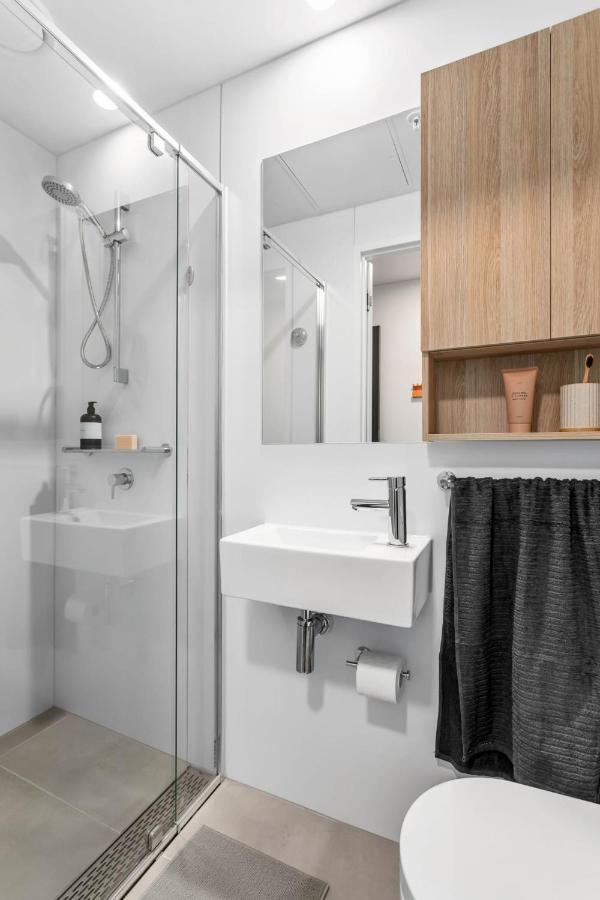 Switch Living In The Centre Of Adelaide Exterior foto